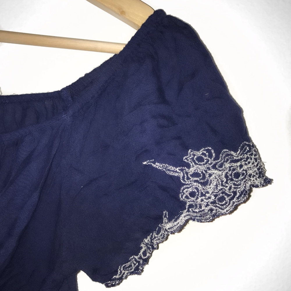 Tops - Picture 2 of 2